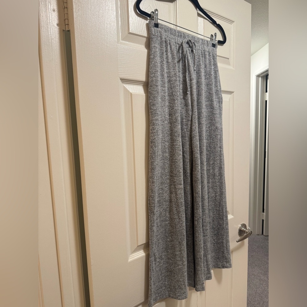 Carly Jean Los Angeles Gray Lounge Wide Leg Pants - Picture 2 of 8